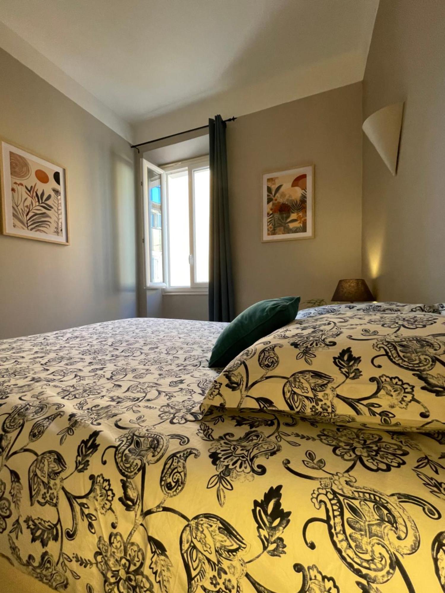 Les 12 Sables Apartamento Le Lavandou Exterior foto