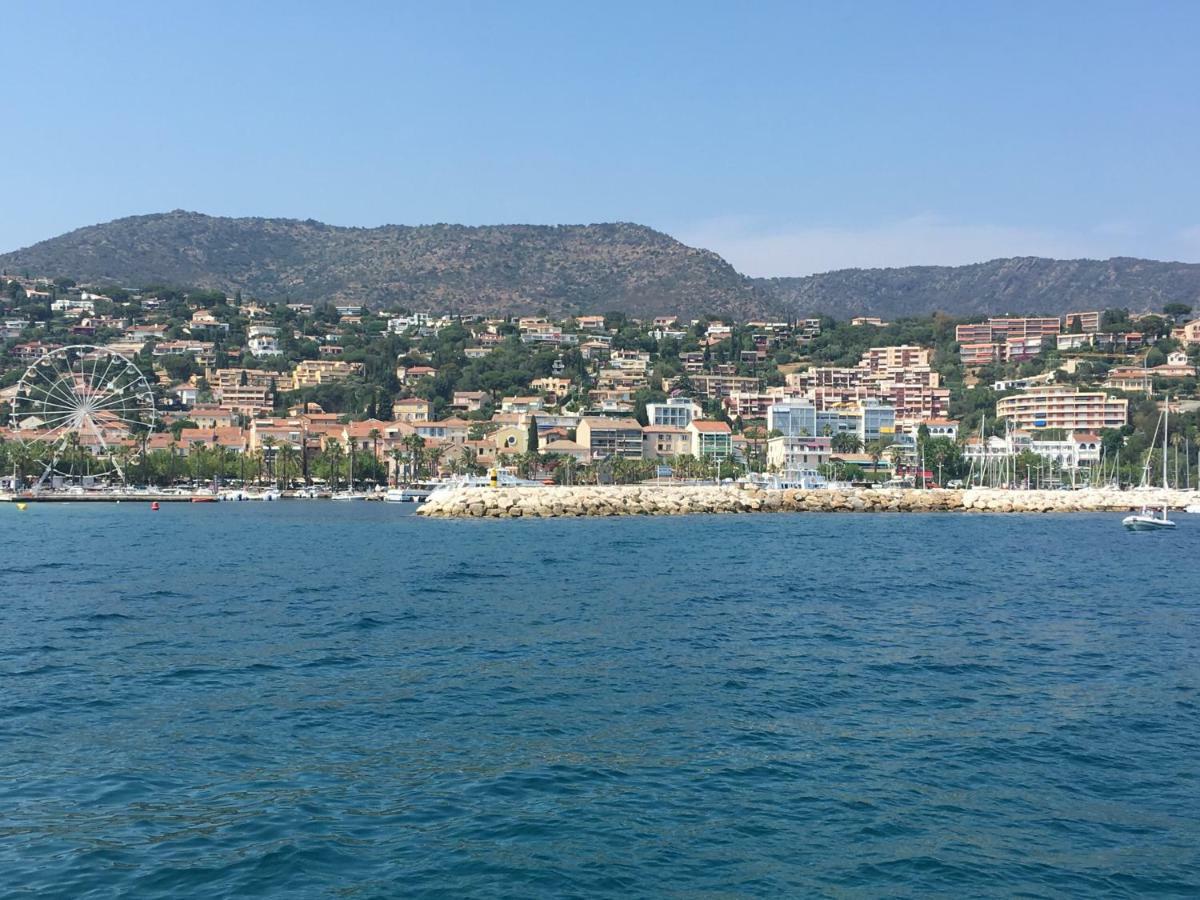 Les 12 Sables Apartamento Le Lavandou Exterior foto